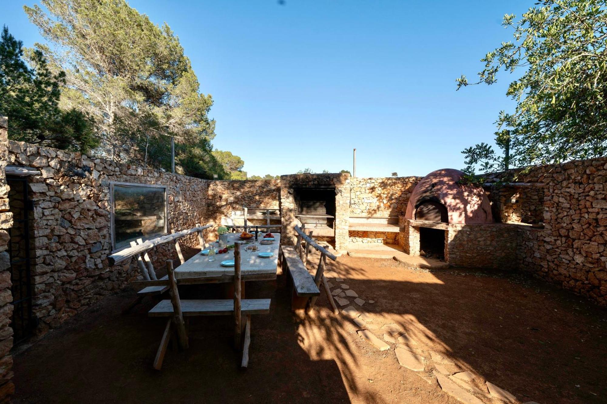 Cala Jondal 